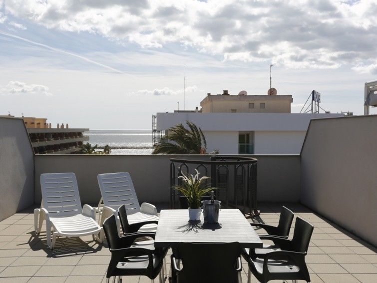 Rentalmar Pins Marina Apartment *