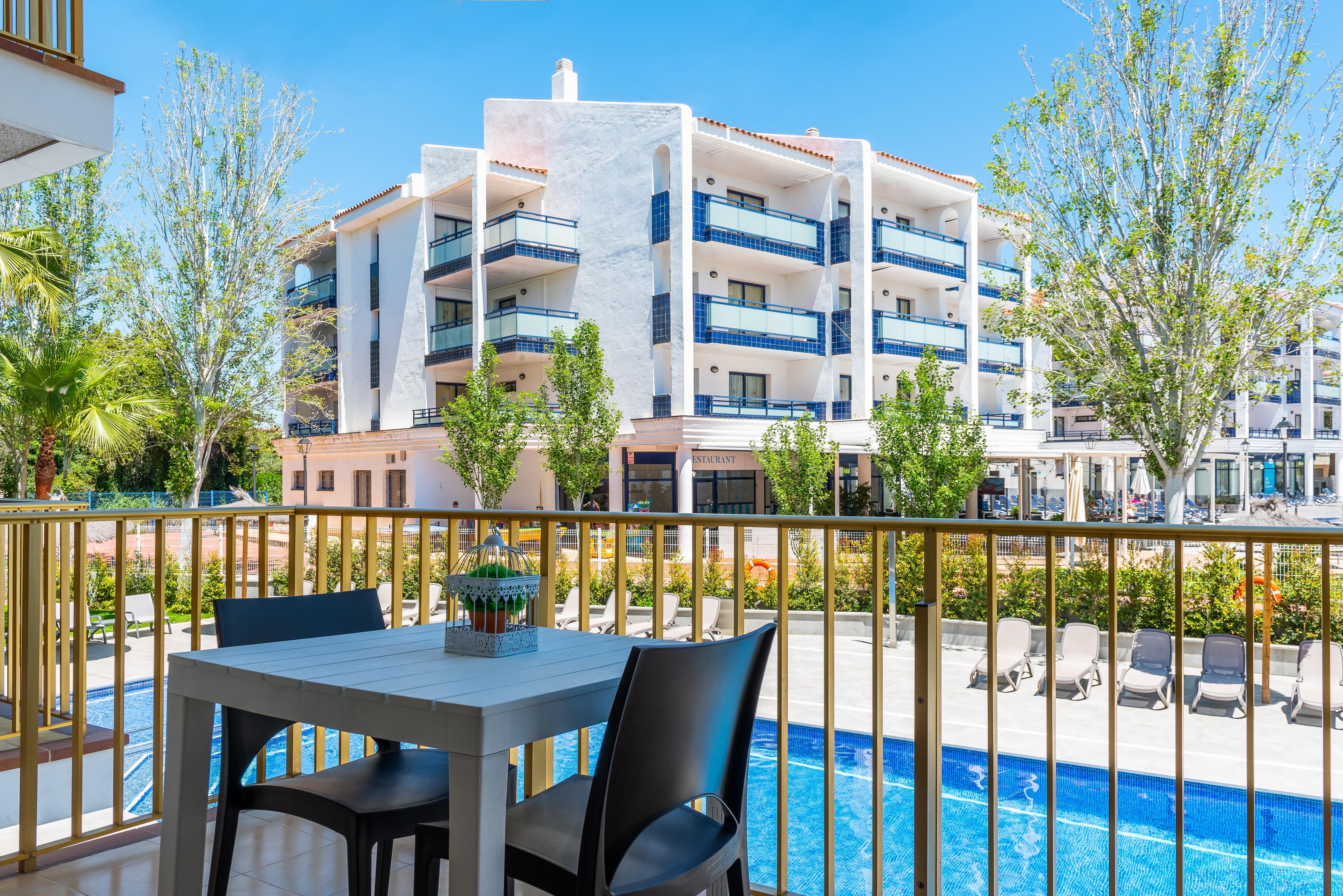 Rentalmar Pins Marina Apartment