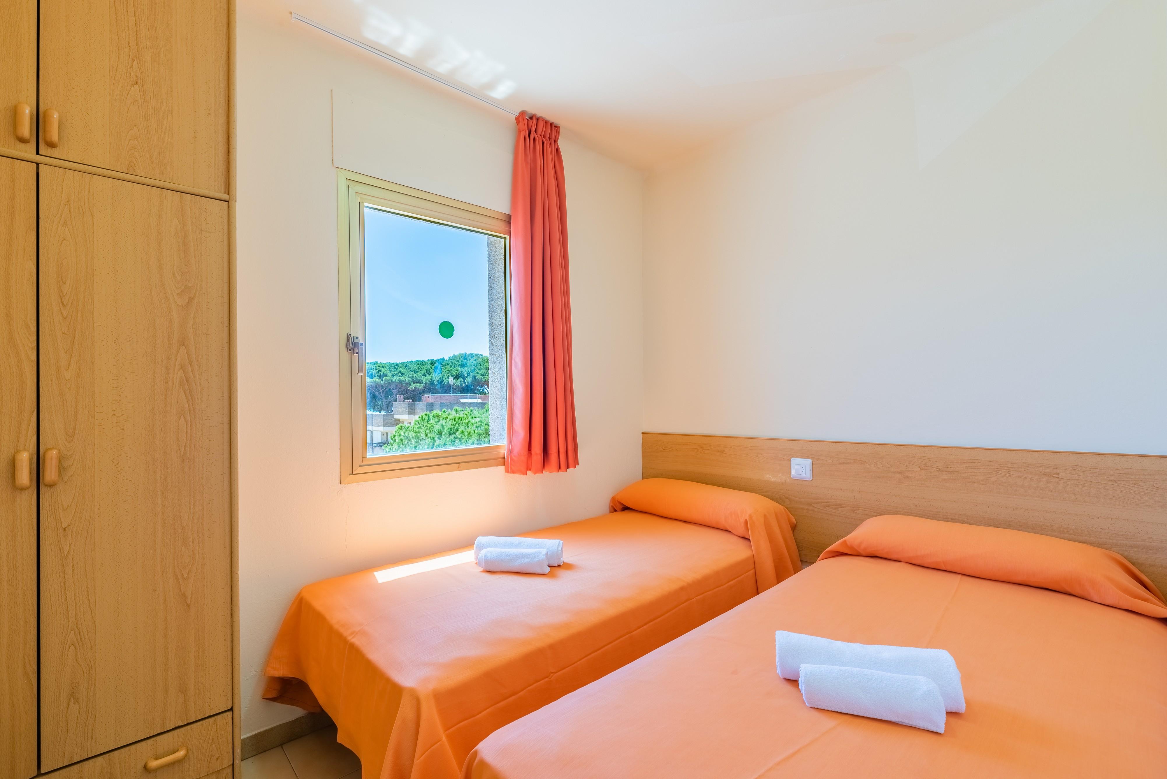 Apartment Rentalmar Pins Marina