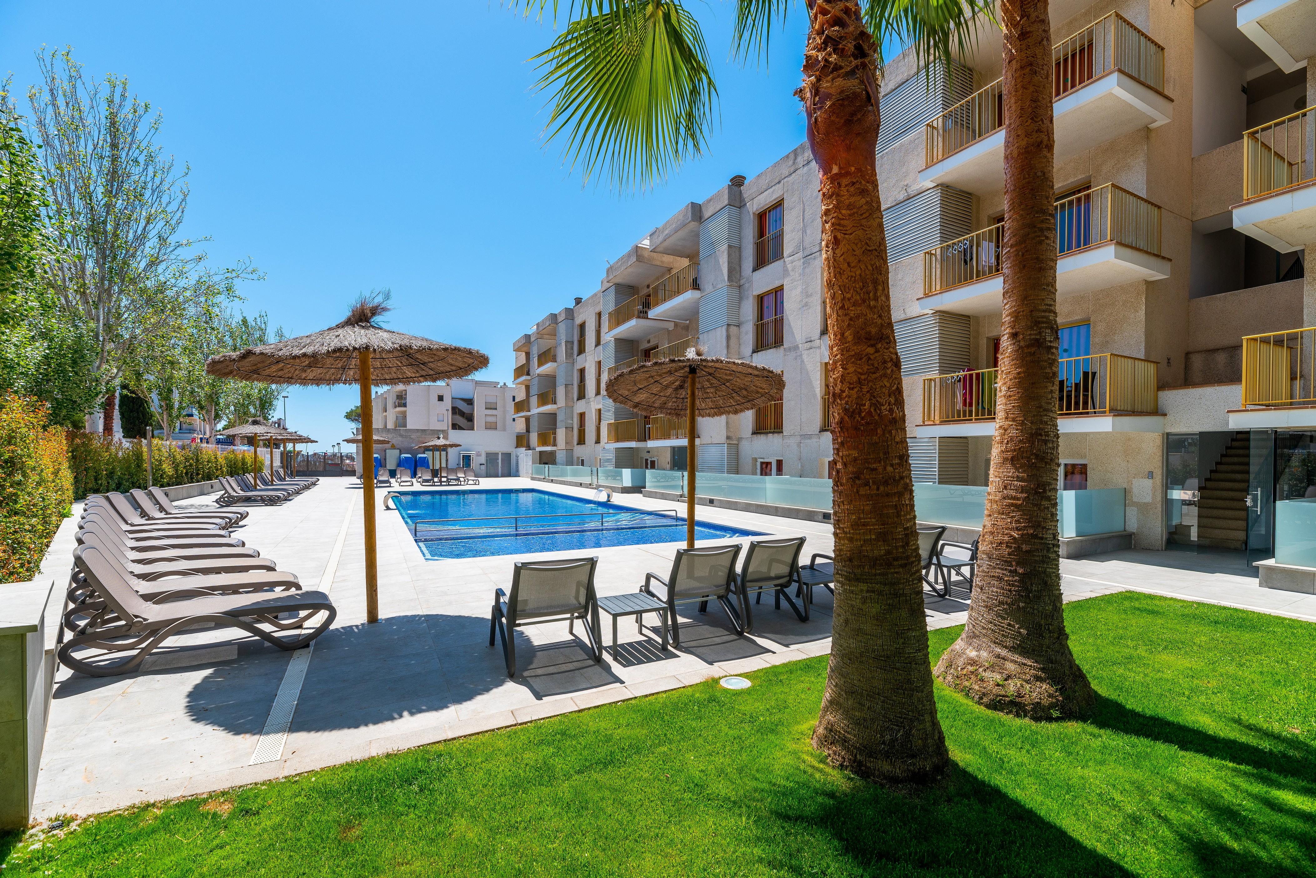 Rentalmar Pins Marina Apartment