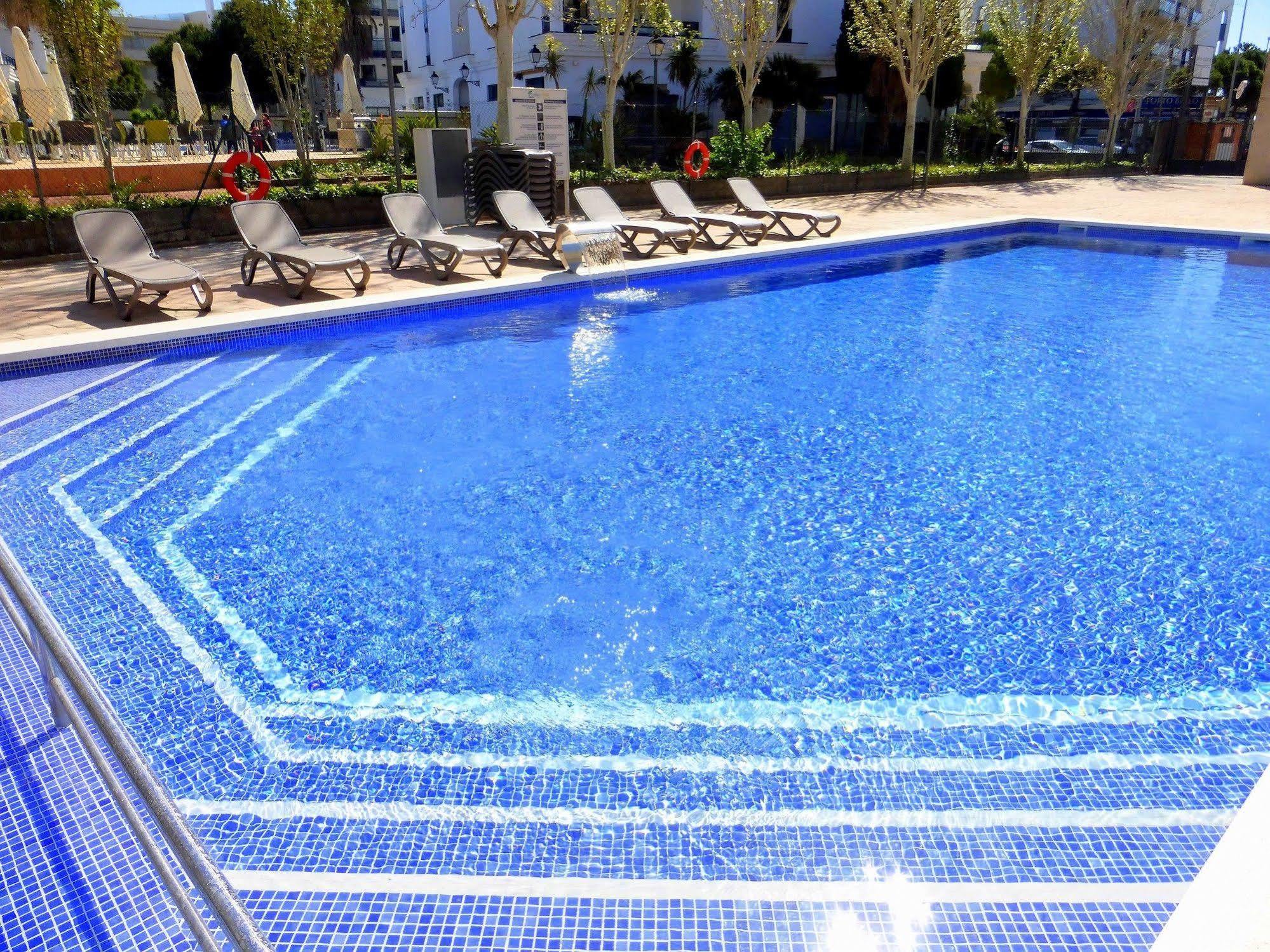 Rentalmar Pins Marina Apartment *