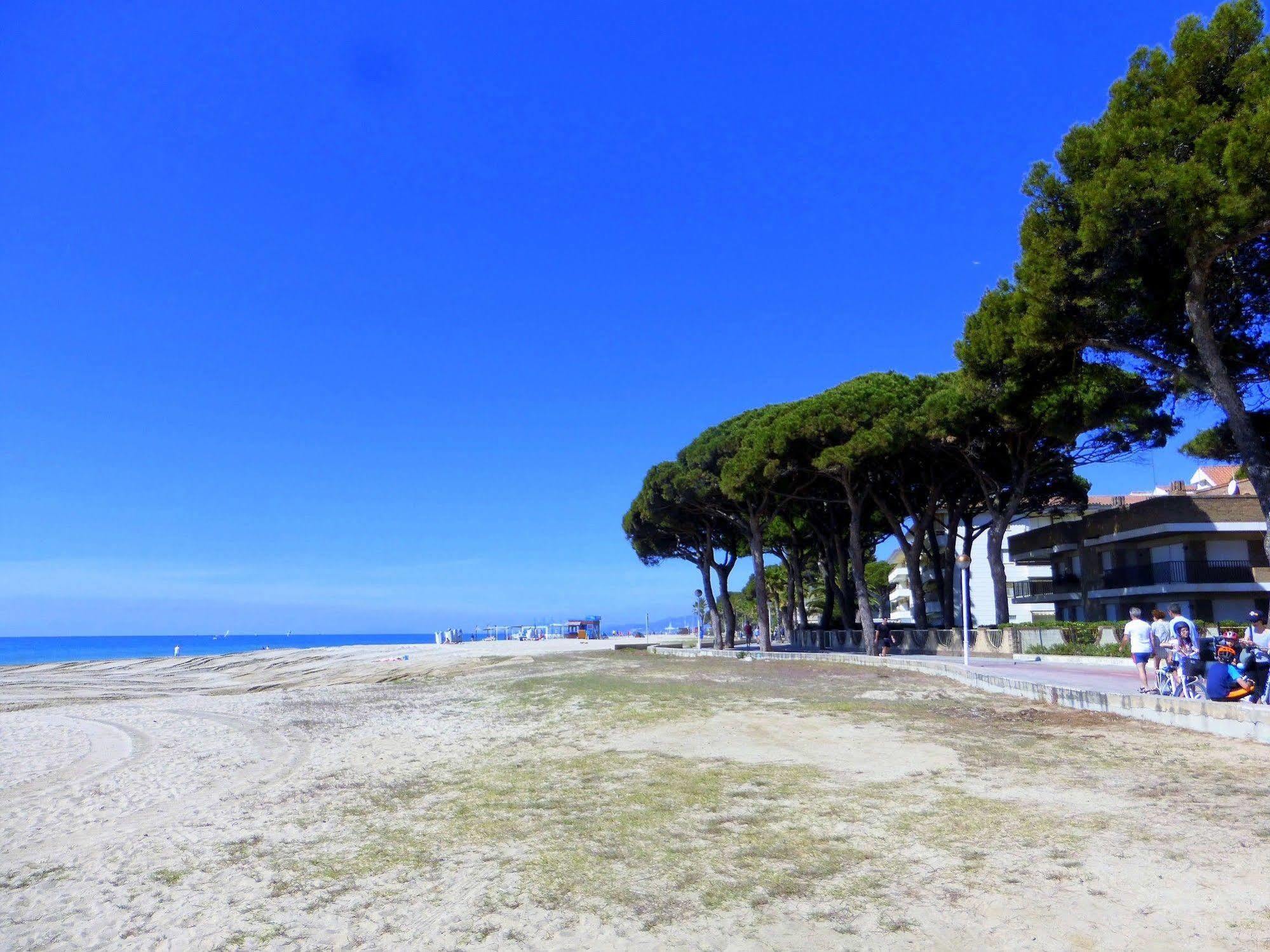 Apartment Rentalmar Pins Marina *